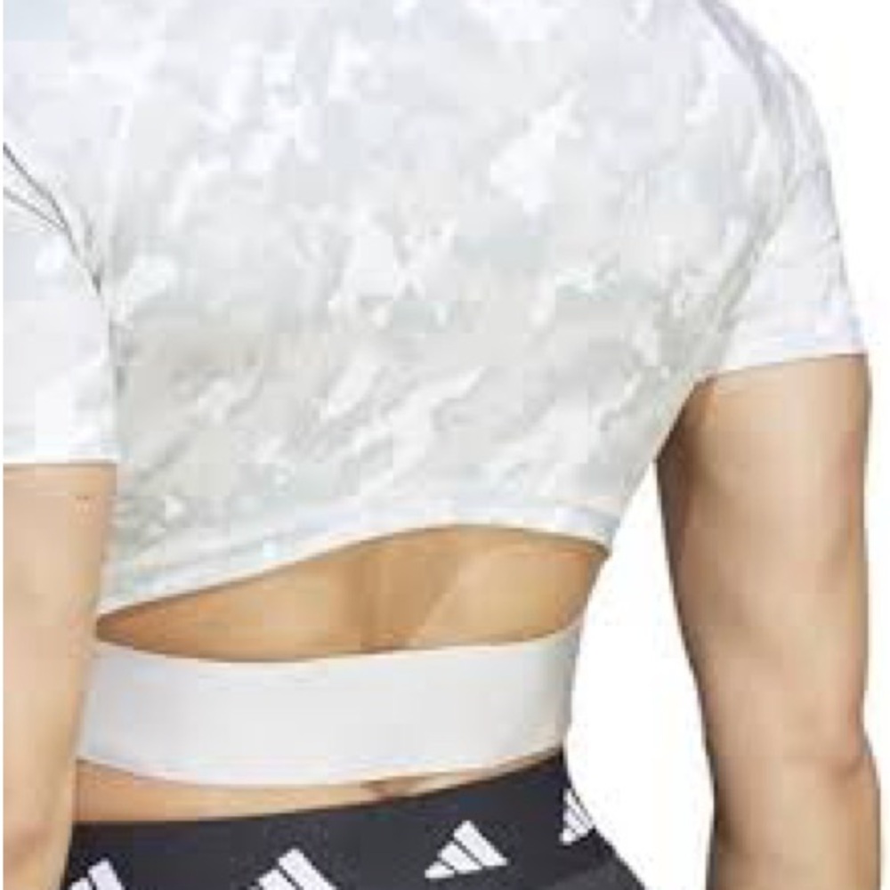 adidas Women’s Light Sage Camo Short Sleeve Cropped Tee